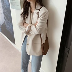 여성 기본자켓 라이트베이지 캐주얼 출근룩 기본템