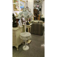 歐式古典浪漫蕾絲花朵落地燈 白色實木燈桿