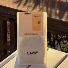 옳커피 고소하고 부드러운 커피 원두 너트블렌드, 1개, 200g, 홀빈(분쇄안함)