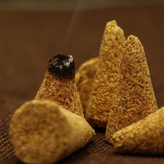 念念不忘 空間淨化托盤 陶瓷蠟燭台 秘魯聖木鼠尾草專用座, 雪松塔香/個, 莫蘭迪色