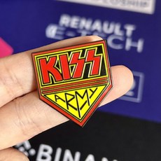 락밴드 뱃지 패션 브로치 금속뱃지 미니 악세사리 모음, 키스 2.9x3.2cm, 1개