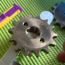 benelli tnt135專用 前後碟盤 車把手 前齒盤 14T 15T 16T 後齒盤 鏈條, 原廠後碟盤