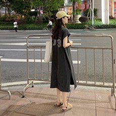 梨卡 無袖棉質長版連身洋裝 休閒寬鬆 側開衩設計, 黑色,均碼  -現貨馬上出貨