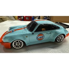 勇伯模型 1/16 房車, 1個