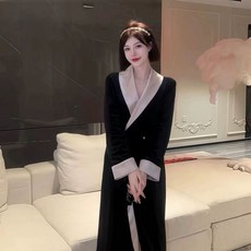 氣質輕奢翻領絲絨浴袍：純欲風繫帶睡袍，長款保暖外袍，高級慵懶風家居服，女士睡衣首選