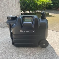 대용량 바퀴달린물통 트롤리 캠핑용 휴대용 수도꼭지 일체형 야외활동 필수품, 1개, 블랙