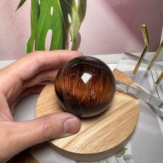 天然水晶 頂級收藏 順絲 貓眼鈦晶球 221公克 直徑5.3公分 鈦晶球 轉運球 收藏級 附鑒定書