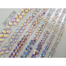 淺粉五彩玻璃水鑽包整包100顆。美甲玻璃鑽，閃鑽。指甲貼鑽。亮鑽。小鑽。五彩鑽。指甲鑽。美甲飾品。平底鑽。, 1個