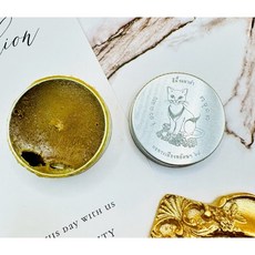 泰國佛牌 阿贊空德 金貓人緣膏 人緣 招財 魅力旺運 原廟加持 限量開光, 1個, 鋁盒