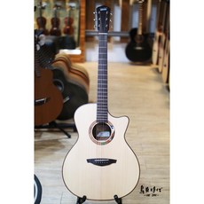 烏克時代 Veelah V1-GAC-Chapter 1 /OM-Chapter 2 特別款 面單雲杉 桃花心民謠吉他, 1個, OM-Chapter 2