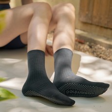 QUEEN YOGA瑜伽運動硅膠健身不分趾止滑襪中筒襪運動襪