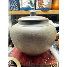 紫砂泥茶葉罐 全新未使用, 如圖所示, 1個