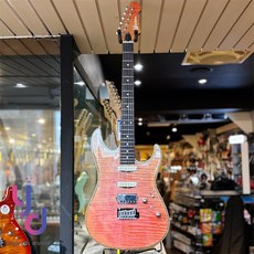GU Guitar MG Seraphim ST22 Stratocaster 電吉他 櫻花粉 虎紋 單單雙 不鏽鋼琴衍 烤楓木琴頸, 1個, ST22 Strat