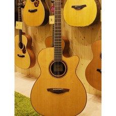 Veelah V6-OMC 加拿大雲杉單板民謠木吉他，OMC桶身設計，音色溫暖豐富，演奏舒適, 1個