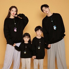 艾咪E舖 剪刀太空人親子裝 大學T 刷毛一家三口 YCS738-1 暖暖刷毛 親膚舒適