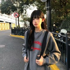 투니스 여성 빈티지 루즈핏 레터링 자수 맨투맨 티셔츠