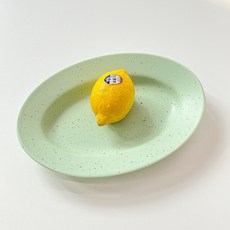 Pistachio oval bowl_ 피스타치오 오발 볼, 1개
