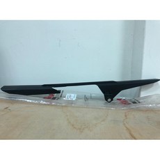 YAMAHA R15V3 YZF-R155 導鍊蓋 BK6-F2311-00, 1個