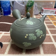 日本製常滑燒手工壺蜂巢式濾網春秋綠泥500cc, 1個