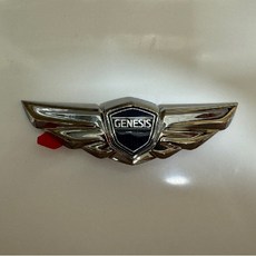 현대모비스 제네시스BH 트렁크 엠블럼(다크그레이 프라다에디션)(2008-2014), 제네시스BH 프라다에디션