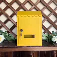 歐式庭院信箱，別墅家用掛牆郵箱，防雨壁掛郵筒意見箱, 黃色（花邊）