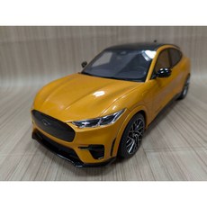 OTTO Ford Mustang MACH-E GT Performance 2021 交通工具模型 數位橘, 1個