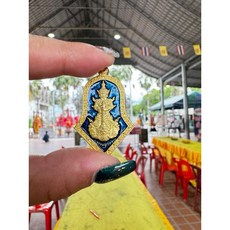 龍婆盤陶威素灣佛牌（包殼）守護平安、提升運勢、時尚配件, 藍, 1個