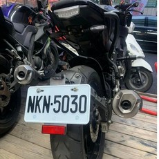 用兵造車 MT15 ABS 原廠土除用 車牌下移 雨天神器 美觀 擋雨 擋泥 後座救星, 1個