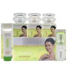 YIYIMEI 臻白美膚四件套裝, 1組