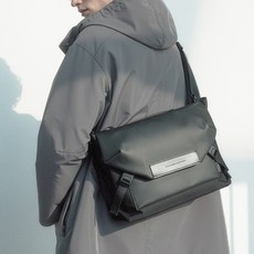 마테마틱 호크 C1 메신저백