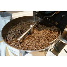 케냐 키암부 AA 200g, 1개