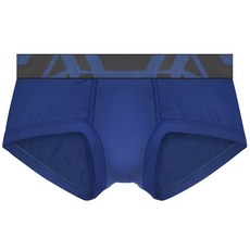 男士透氣舒適內褲，親膚彈力貼身款，簡約時尚經典配色，展現個人品味