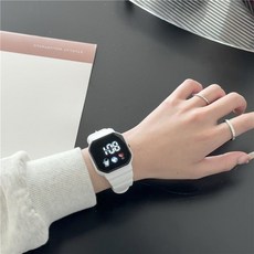 新款學院風電子靜音防水考試手錶女款，適合國中高中生