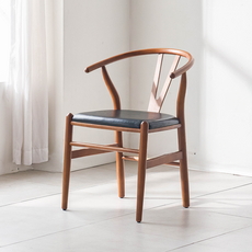 퍼니인어스 와이체어 원목 편한 라탄의자 식탁의자 카페 커피숍 1인 디자인 체어, 1개, 월넛+블랙가죽
