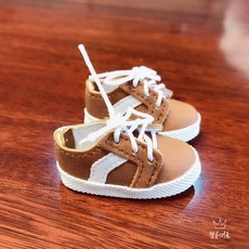 BJD6分娃娃小鞋子 運動皮鞋 板鞋 4色男女衣服配件 bjd娃娃裝飾 diy換裝, 咖色, 1個