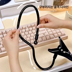 나뭇잎 캐노피 사무실 에어컨바람 형광등 클래식블랙 책상