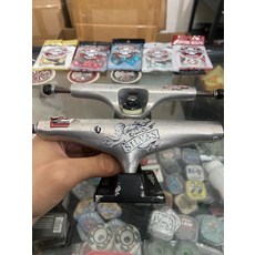 雷橋 thunder T橋 雙空滑板橋 尺寸149 PU無磨損 簽名款, 如圖所示, 1個