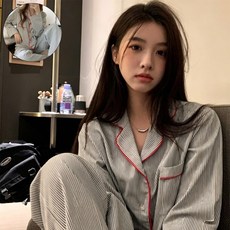 부드러운 스트라이프 파자마 셔츠형