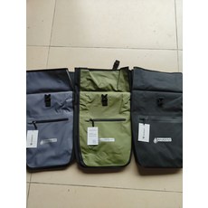 RADGEIST 全防水 自行車馱包 20升, 如圖所示, 1個