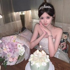 水晶公主皇冠頭飾女十八歲生日新娘王冠發箍兒童道具 閃鑽鋯石皇冠 高端, 1個
