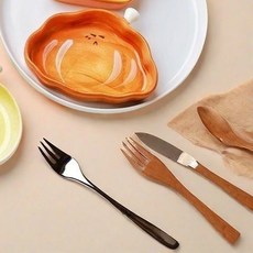 [台灣出貨] 熱銷 法式麵包可愛蘸料碟 新款可愛陶瓷蘸料碟 家用番茄醬醬油芥末碟 帶不銹鋼餐叉 骨碟 味碟, 1個, 304不鏽鋼餐叉