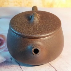 青灰段柴燒寬口石瓢壺 經典器型泡茶利器 小精品壺梅花7孔出水 130cc 紫玉金砂 溫潤如玉, 1個