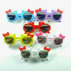 蘋果貓兒童太陽眼鏡，時尚可愛造型，有效抗UV保護眼睛