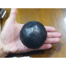 §能量礦石§ 泰國彩虹流鐵護身符 力泥、鎳萊原礦研磨球形 673g 護身平安, 1個