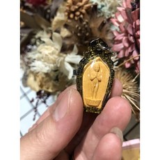 愛凱廟 愛凱天童, 1個