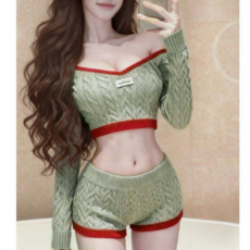 히또리 C1015 꽈베기 오프숄더 크롭니트 핫팬츠 세트