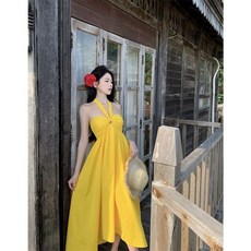 SWOB 法式氣質度假風黃色露背掛脖連衣裙，韓版海邊沙灘裙，夏季超仙女裝