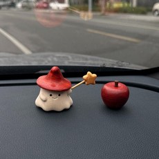 【施個魔法一路平安】汽車內中控臺蘋果擺件副駕駛裝飾品新年, 1個, 魔法精靈+蘋果-擺件2:如圖所示