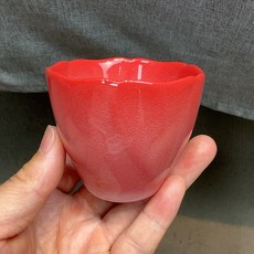 龍泉青瓷 鄭旭東 紅胎 花口主人杯 全新未用 釉面油潤 容量80ml, 商品主圖, 1個