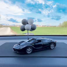 汽車擺件 網紅高級感車內裝飾品 男士中控台擺件, 法拉利+氣球+防滑墊